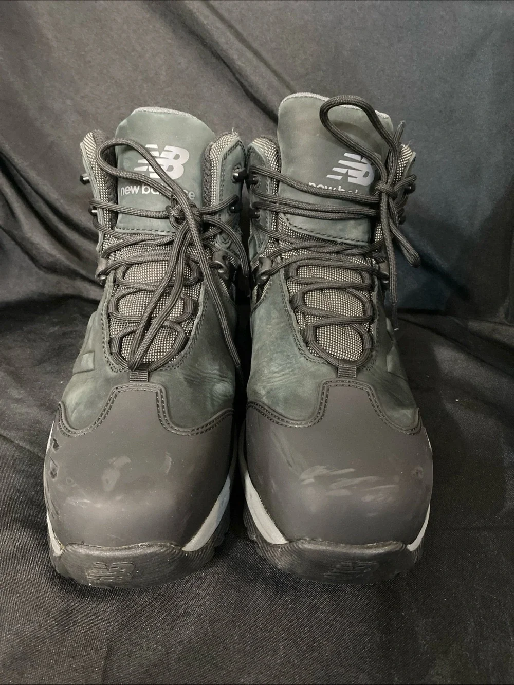 New Balance Men's Waterproof Work Boot Steel Toe size 10.5 - Gray/Black